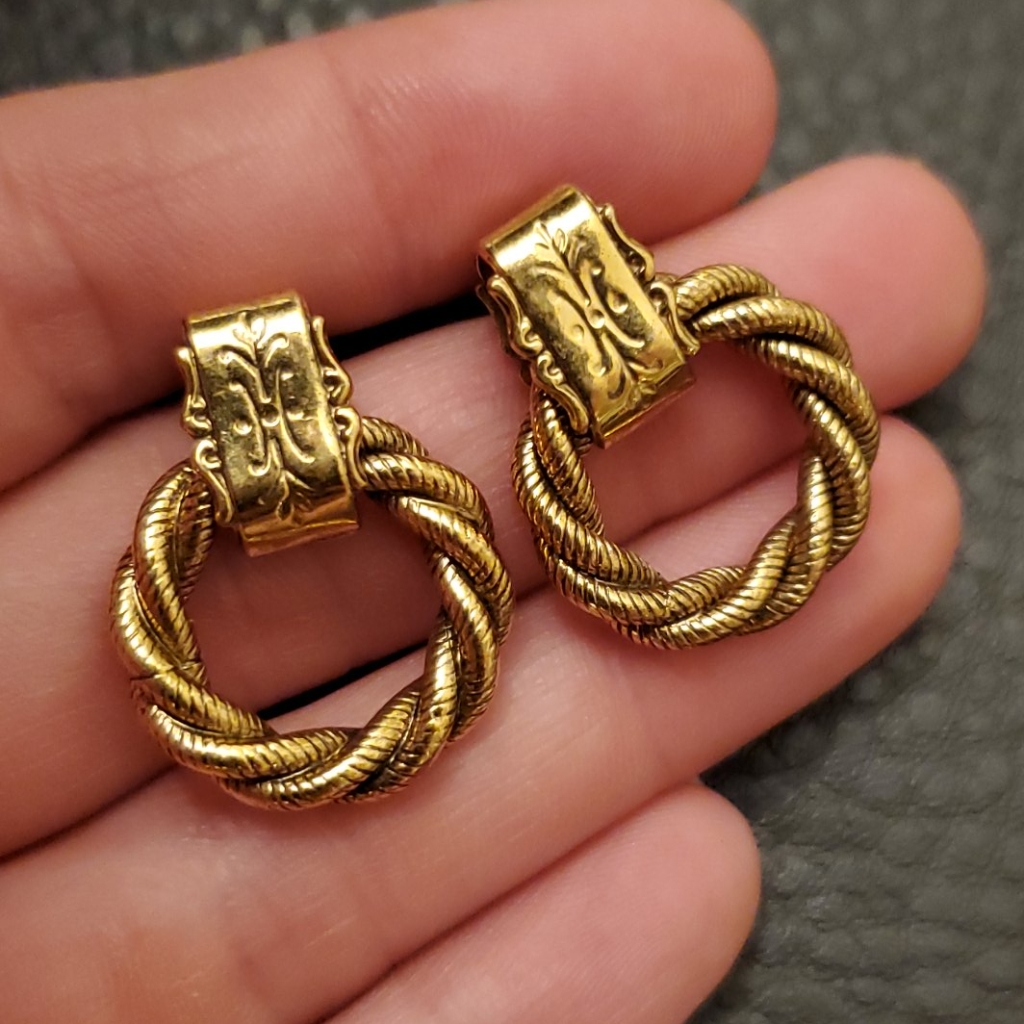 Vtg Earrings